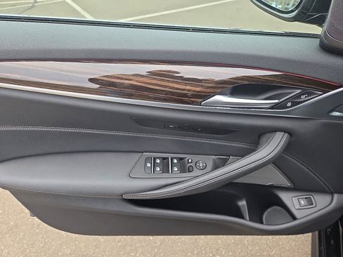 Used 2022 BMW 540i xDrive 540i xDrive w/ M Sport Package image 14