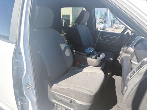 Certified 2024 RAM 2500 Big Horn AWD/4WD image 24