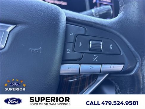 Used 2022 Cadillac Escalade ESV Luxury w/ LPO, Illumination Package image 31