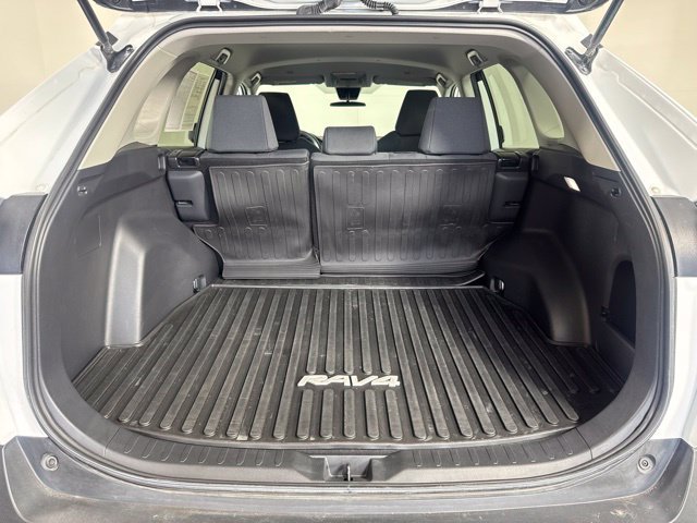 Used 2024 Toyota RAV4 LE AWD/4WD image 20