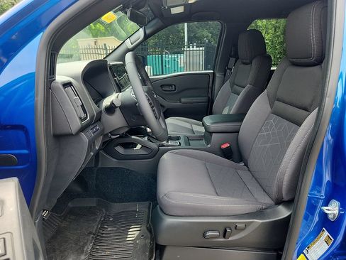 Certified 2026 Nissan Frontier SV w/ All-Weather Content Package AWD/4WD image 14