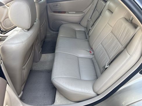 Used 2000 Lexus ES 330 FWD image 27