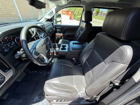 Used 2018 GMC Sierra 1500 SLT w/ SLT Premium Package AWD/4WD image 13
