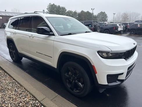Certified 2023 Jeep Grand Cherokee L Laredo AWD/4WD image 5