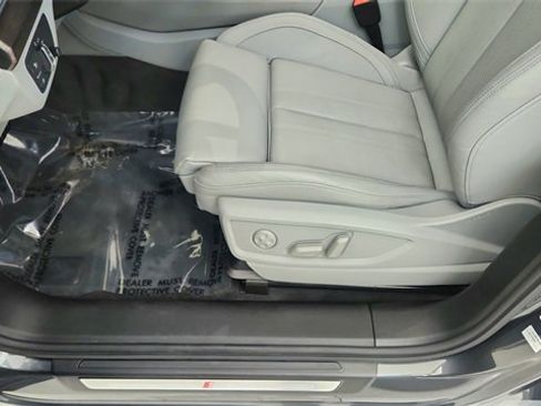 Used 2024 Audi Q5 2.0T Premium Plus w/ Premium Plus Package image 34