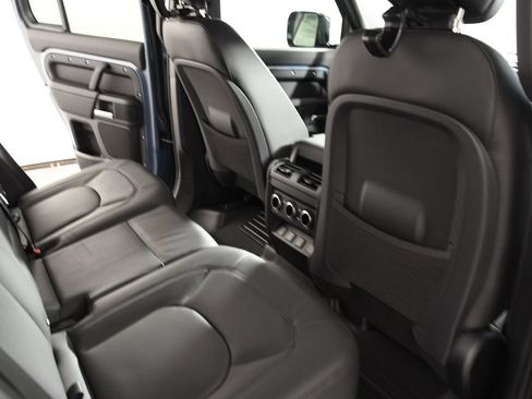 New 2026 Land Rover Defender 110 X-Dynamic SE AWD/4WD image 22