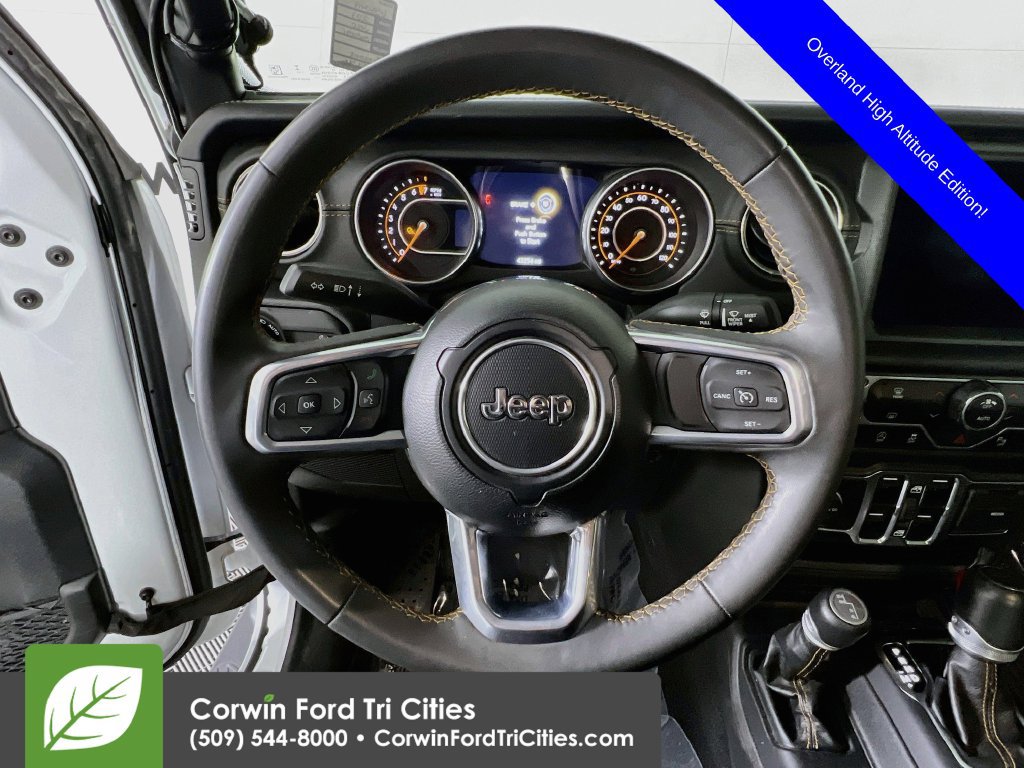 Used 2023 Jeep Gladiator Overland AWD/4WD image 7