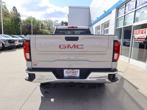 New 2026 GMC Sierra 1500 Pro AWD/4WD image 9