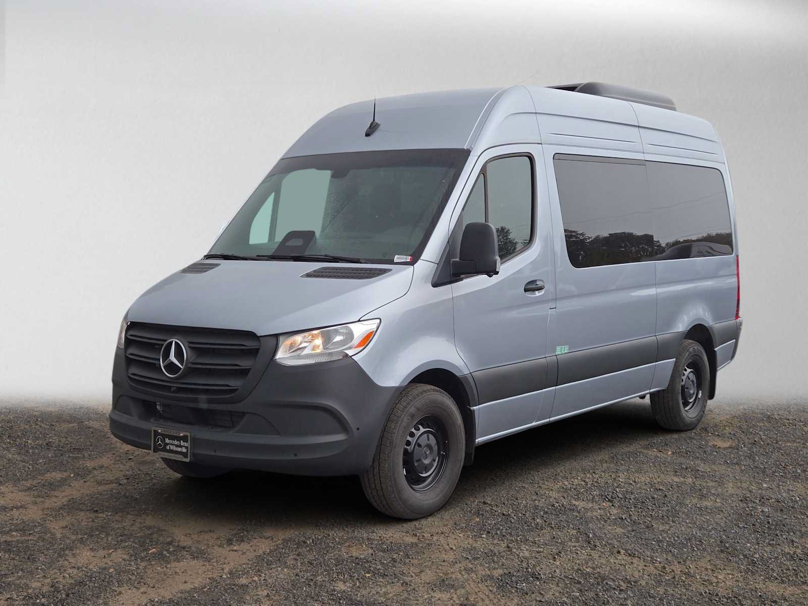Used 2025 Mercedes-Benz Sprinter 2500 image 7
