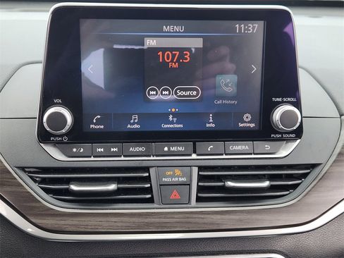 Used 2023 Nissan Altima 2.5 SV image 13