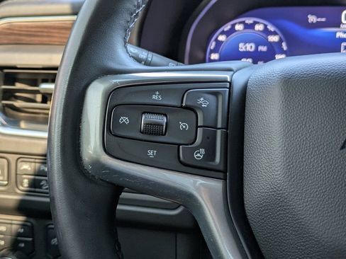 Used 2023 Chevrolet Suburban Z71 w/ Luxury Package AWD/4WD image 26