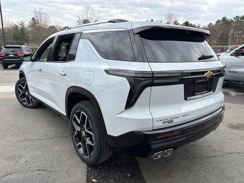 New 2026 Chevrolet Traverse High Country image 8