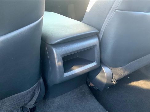 Used 2023 Toyota Camry SE image 39