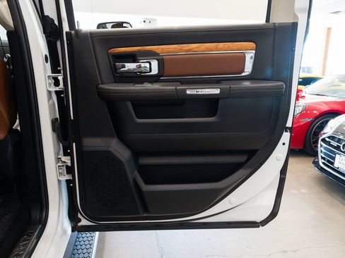 Used 2015 RAM 3500 Laramie Longhorn AWD/4WD image 26