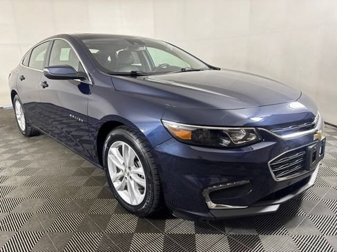Used 2018 Chevrolet Malibu Hybrid w/ Leather Package FWD image 1