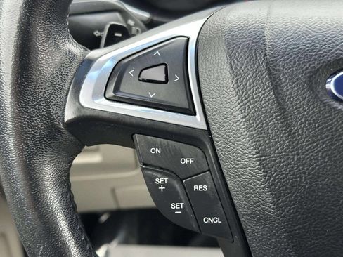 Used 2017 Ford Edge Titanium w/ Equipment Group 301A image 31