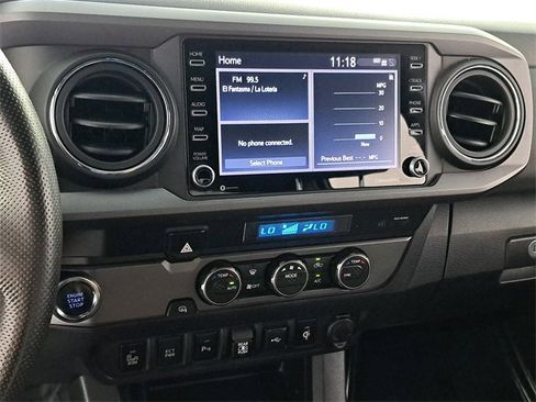 Used 2022 Toyota Tacoma TRD Sport image 28