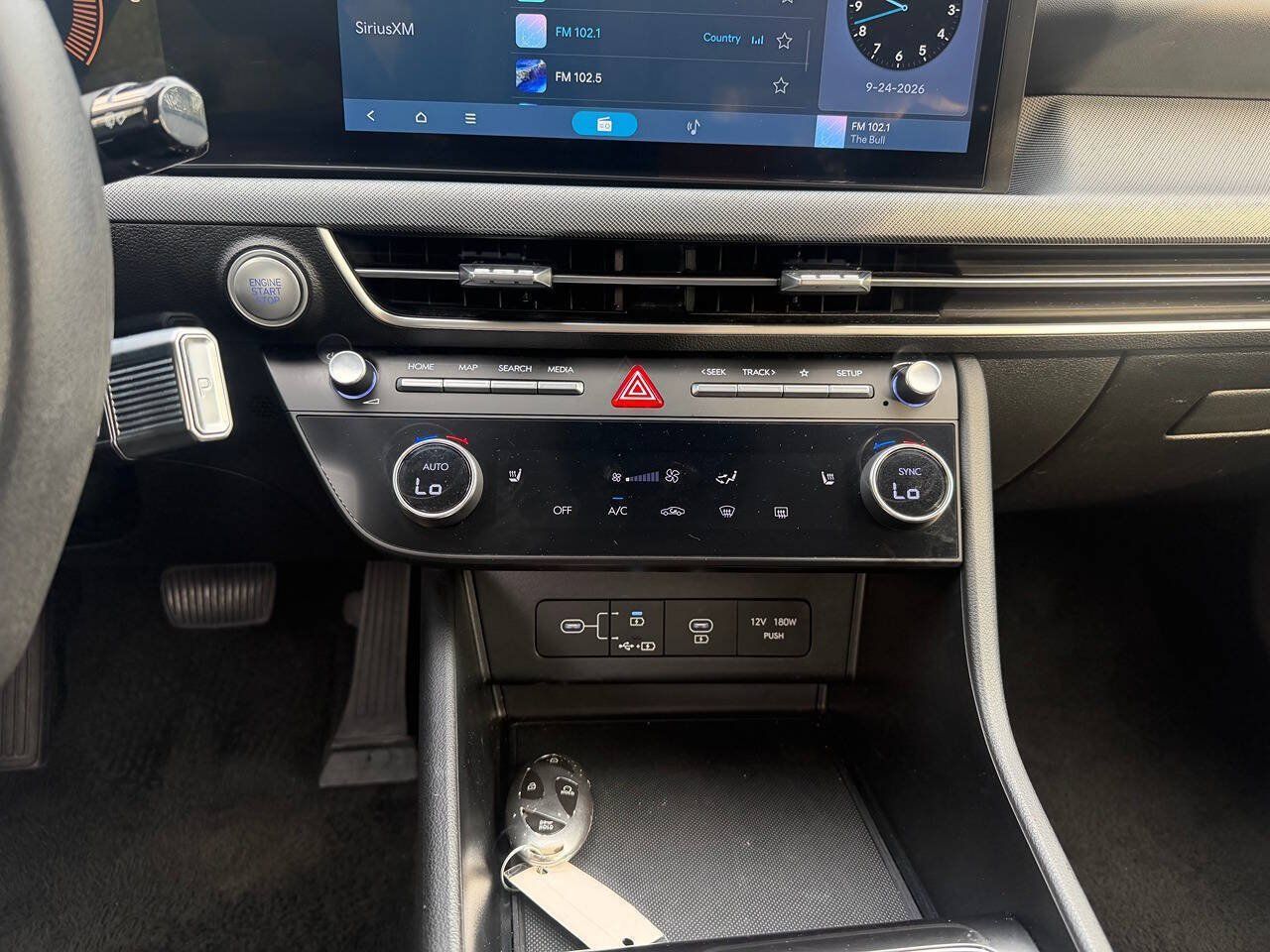 Used 2025 Hyundai Sonata SEL FWD image 15