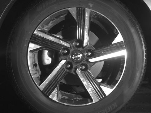 Used 2025 Nissan Sentra SV FWD image 12