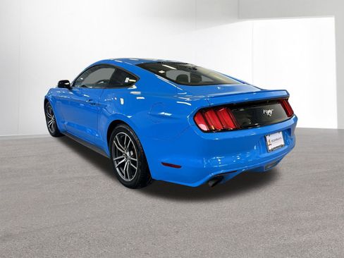 Used 2017 Ford Mustang EcoBoost image 29