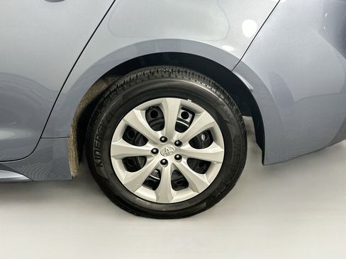 Used 2025 Toyota Corolla LE image 11