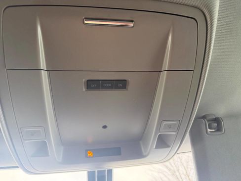 Used 2017 GMC Sierra 1500 Base 4x4 4dr Double Cab 6.5 ft image 30