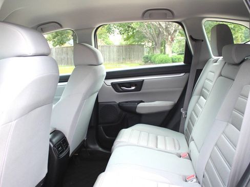Used 2018 Honda CR-V LX image 12