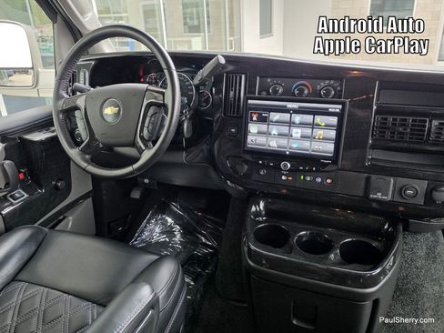 Used 2023 Chevrolet Express 2500 RWD image 8