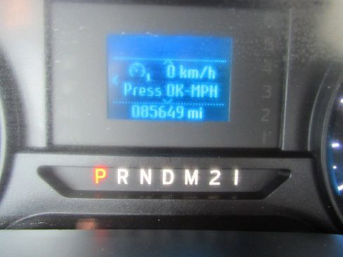 Used 2017 Ford F550 2WD Crew Cab Super Duty image 42
