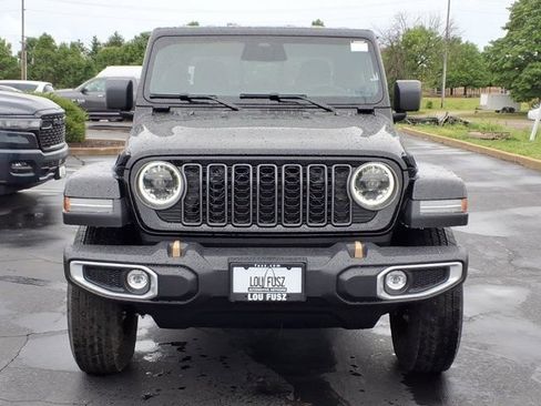 New 2026 Jeep Gladiator Mojave AWD/4WD image 22
