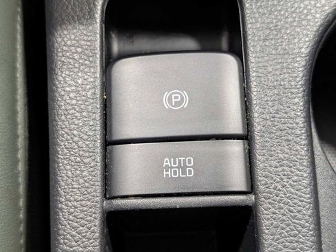 Certified 2024 Kia Seltos SX w/ SX Sunroof Package AWD/4WD image 28