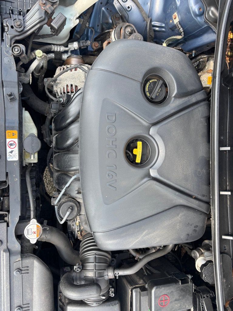 Used 2013 Hyundai Elantra GT FWD image 15