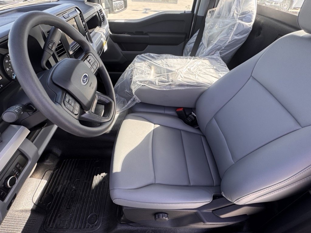 New 2025 Ford F350 XL w/ XL Chrome Package RWD image 16