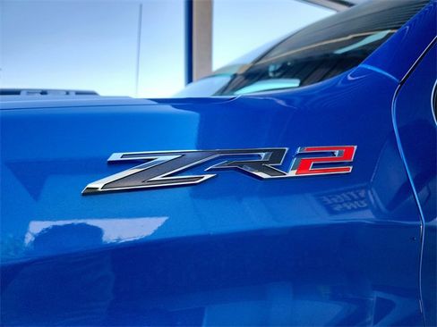 Used 2023 Chevrolet Silverado 1500 ZR2 w/ Technology Package image 12