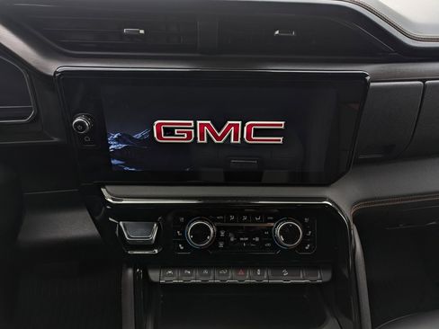 Used 2025 GMC Sierra 1500 AT4 w/ AT4 Premium Package image 39