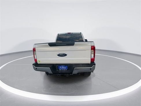 Certified 2019 Ford F250 Lariat w/ Lariat Ultimate Package image 10