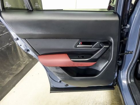 Used 2025 MAZDA CX-50 AWD 2.5 Hybrid w/ Premium Pkg image 23