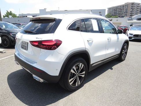 Used 2025 Mercedes-Benz GLA 250 4MATIC image 4