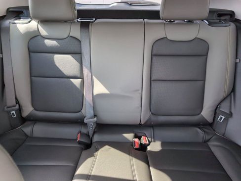 New 2026 Chevrolet Trax ACTIV w/ Sunroof Package FWD image 32