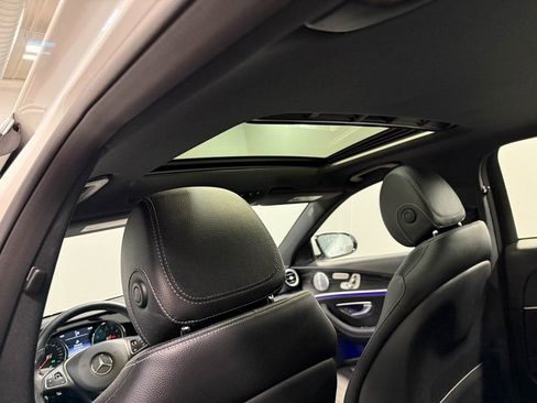 Used 2017 Mercedes-Benz E 300 4MATIC image 11