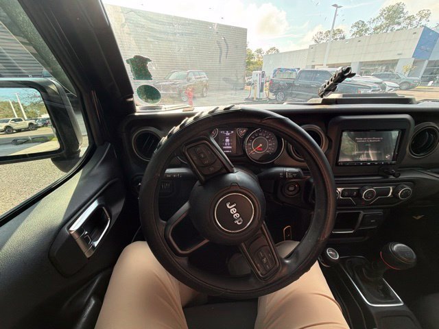 Used 2018 Jeep Wrangler Unlimited Sport AWD/4WD image 17