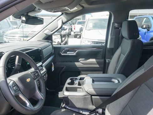New 2026 Chevrolet Silverado 1500 LT image 17
