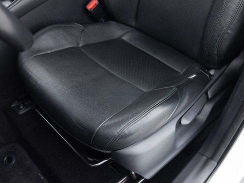 Used 2018 Toyota C-HR XLE image 21