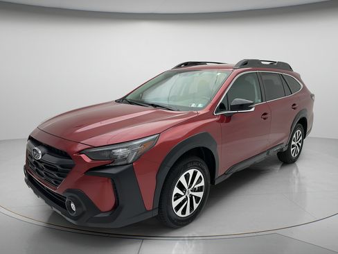 Used 2024 Subaru Outback Premium AWD/4WD image 6