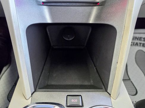 Used 2014 GMC Terrain SLT image 26