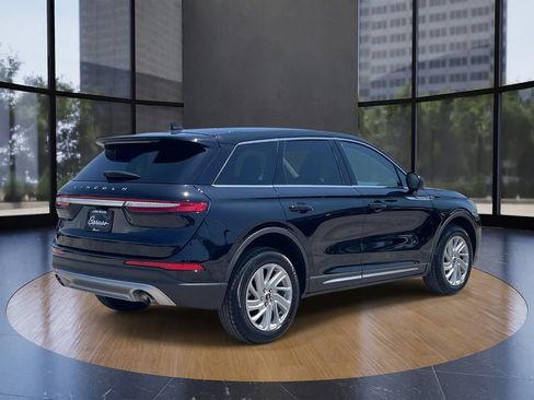 Certified 2023 Lincoln Corsair FWD image 3