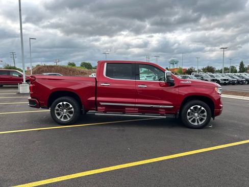 Used 2024 Chevrolet Silverado 1500 High Country w/ Max Trailering Package AWD/4WD image 5