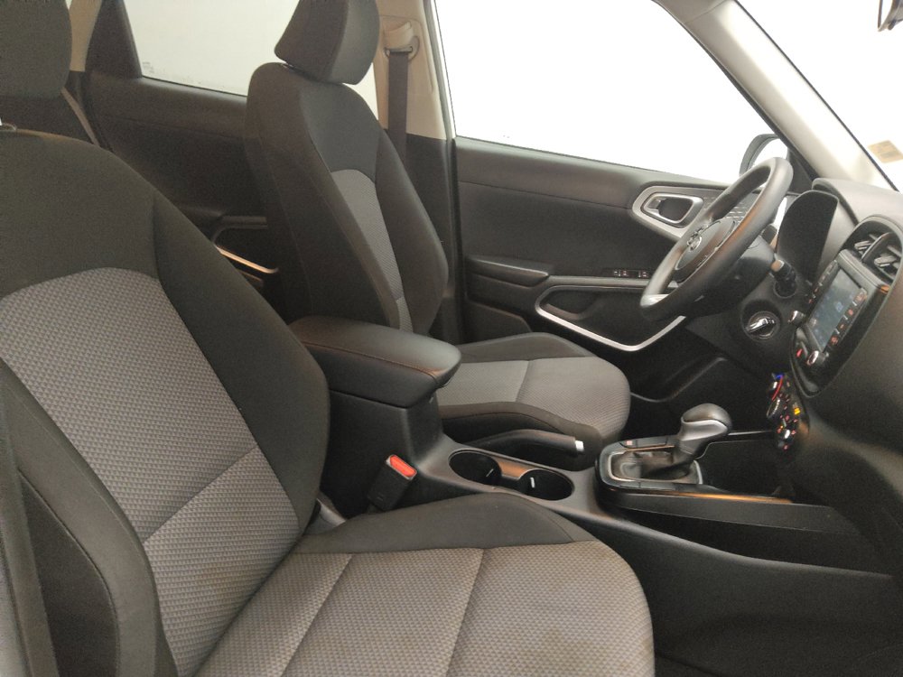 Used 2021 Kia Soul LX FWD image 21