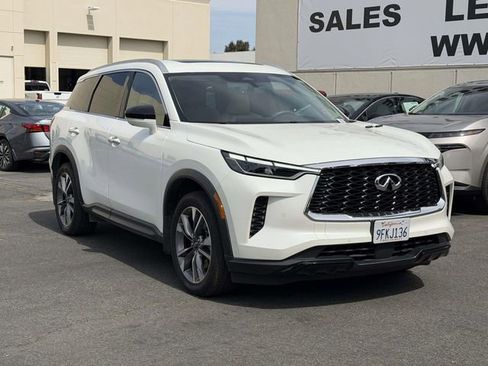 Certified 2023 INFINITI QX60 Luxe w/ Cargo Package image 1