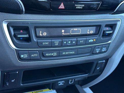Used 2023 Honda Ridgeline RTL-E image 18